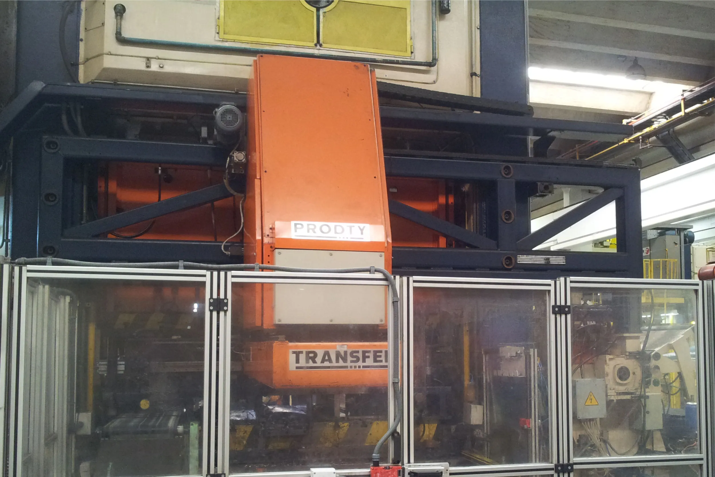 Transfer PAF 6 servomotores